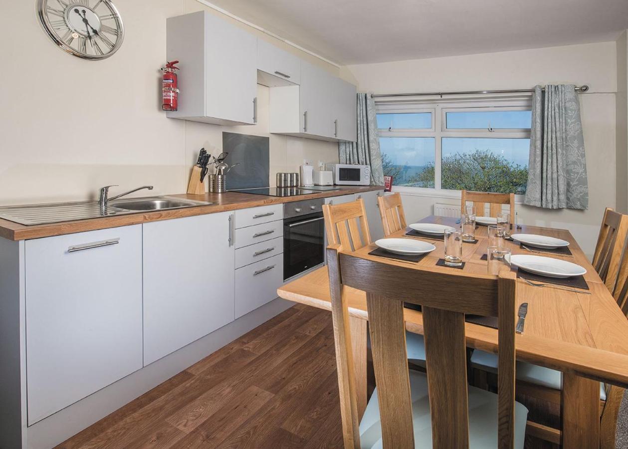 Sandaway Beach Holiday Park Combe Martin Bagian luar foto