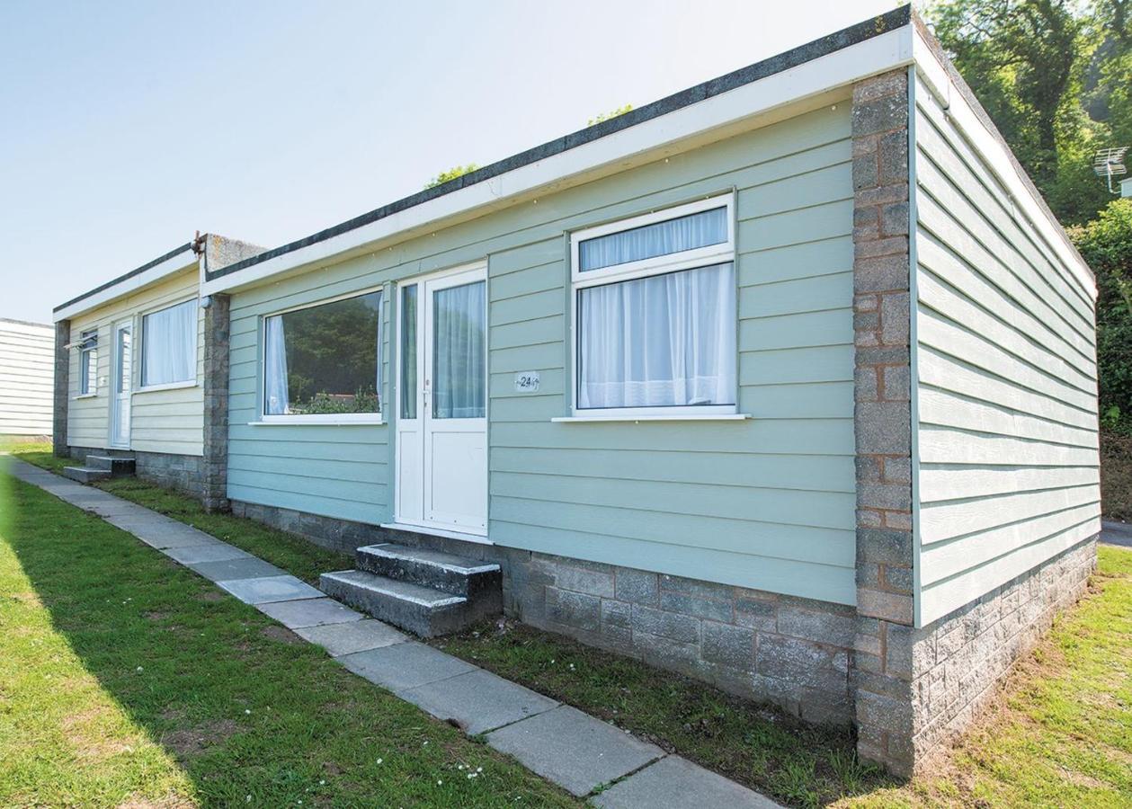 Sandaway Beach Holiday Park Combe Martin Bagian luar foto