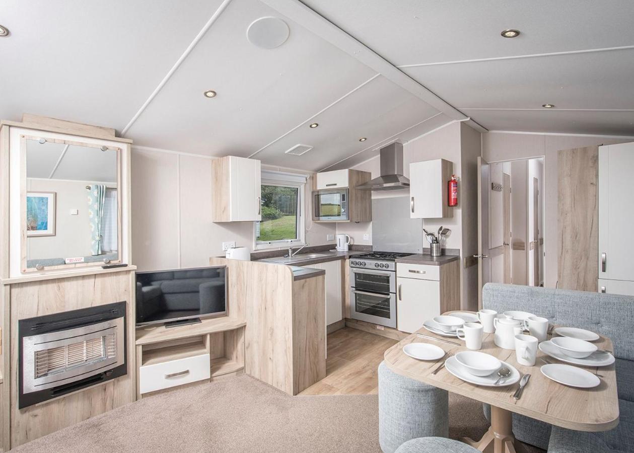 Sandaway Beach Holiday Park Combe Martin Bagian luar foto