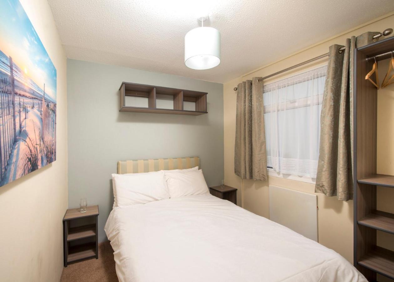 Sandaway Beach Holiday Park Combe Martin Bagian luar foto